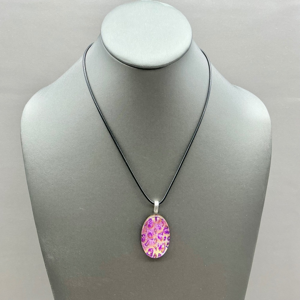 Leopard Print Pendant Necklace Women Pink Purple Animal Print Oval Cord Jewelry